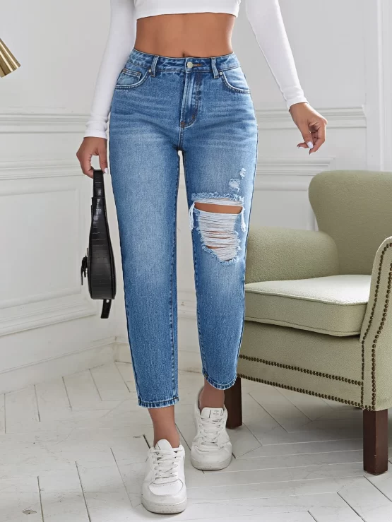 Pocket Zipper Fly Ripped Mom Fit Jeans