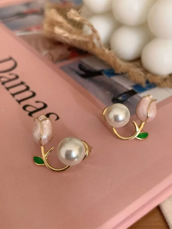 Fashionable Flowers Faux Pearls Decor Earrings - Image 2