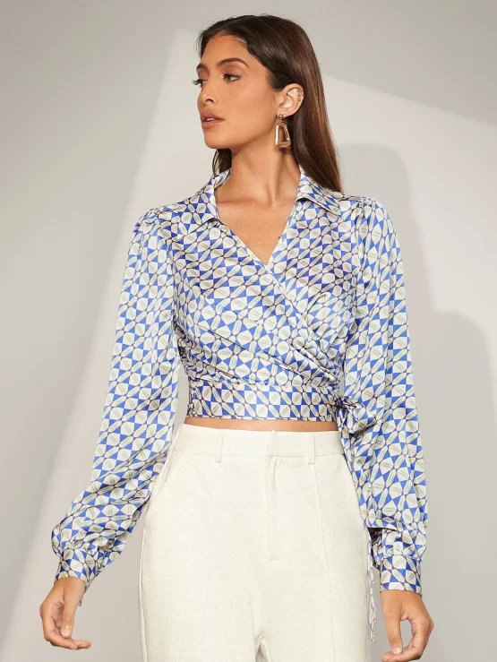 BIZwear All Over Print Knot Side Wrap Sleeve Blouse - Image 3