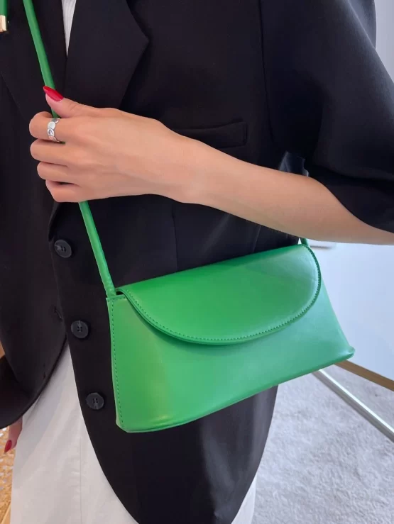 Minimalist Fashionable Flap Square Bag - Image 2