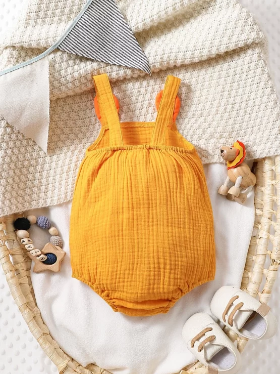 Baby Cartoon Graphic 3D Ear Design Patched Cami Bodysuit - Image 2