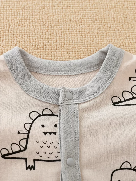 Yierying Baby Button Front Cartoon Graphic Jumpsuit - Image 3