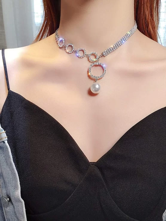 One Piece Glamorous Cubic Zirconia Rhinestone Decor Necklace