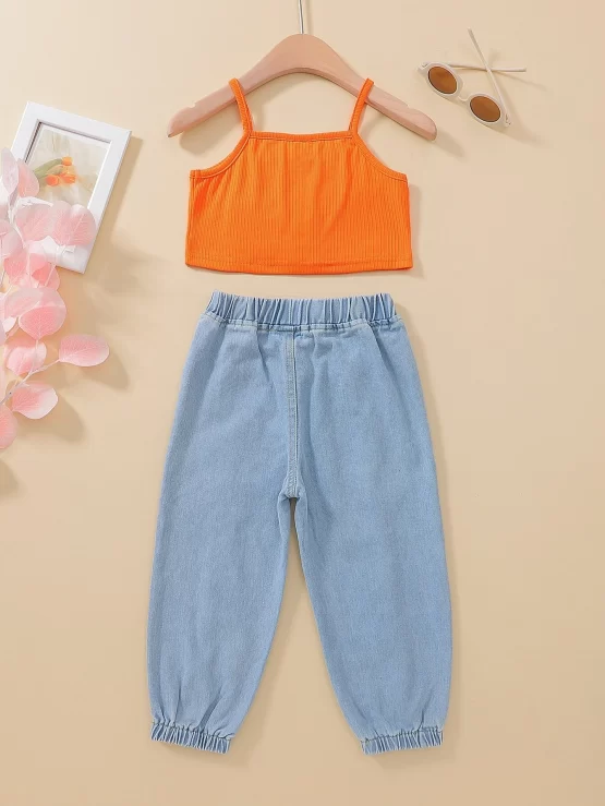 Toddler Girls Ruched Bow Front Cami Top & Ripped Jogger Jeans - Image 2