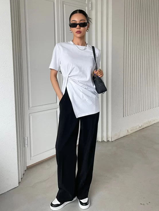 DAZY Solid Twist Front Split Hem Tee - Image 2