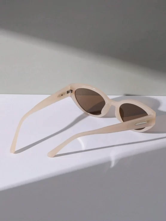 Fashionable Casual Cat Eye Fashion Glasses - Image 2