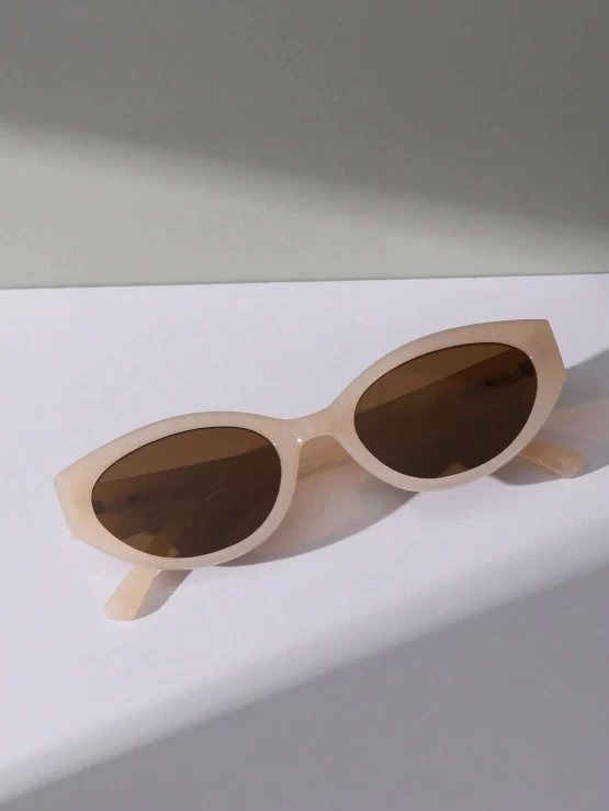 Fashionable Casual Cat Eye Fashion Glasses - Image 3