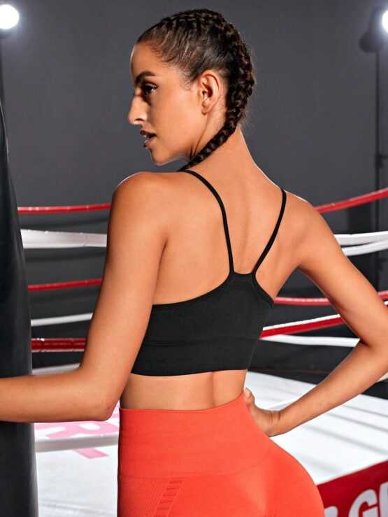 Cut Out Criss Cross Front Solid Sports Bra - Image 3