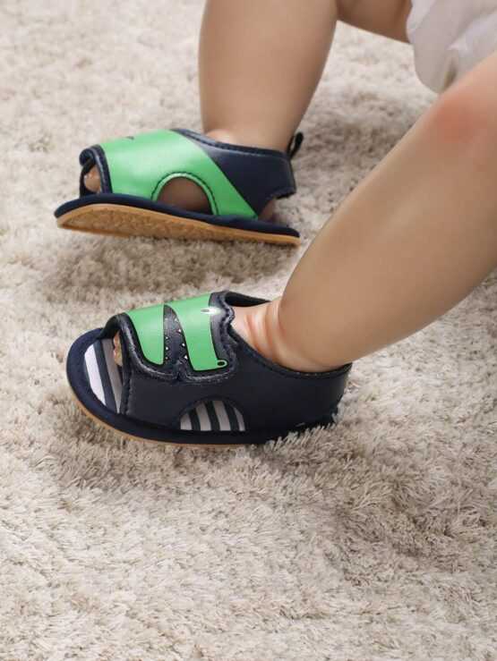 Baby Cartoon Crocodile Pattern Ankle Strap Sandals - Image 3
