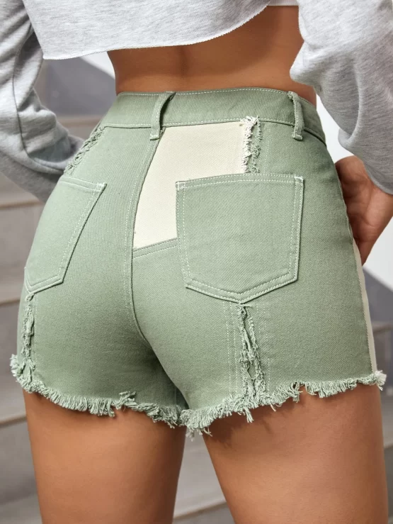 Color Block Button Pocket Raw Hem Denim Shorts - Image 5