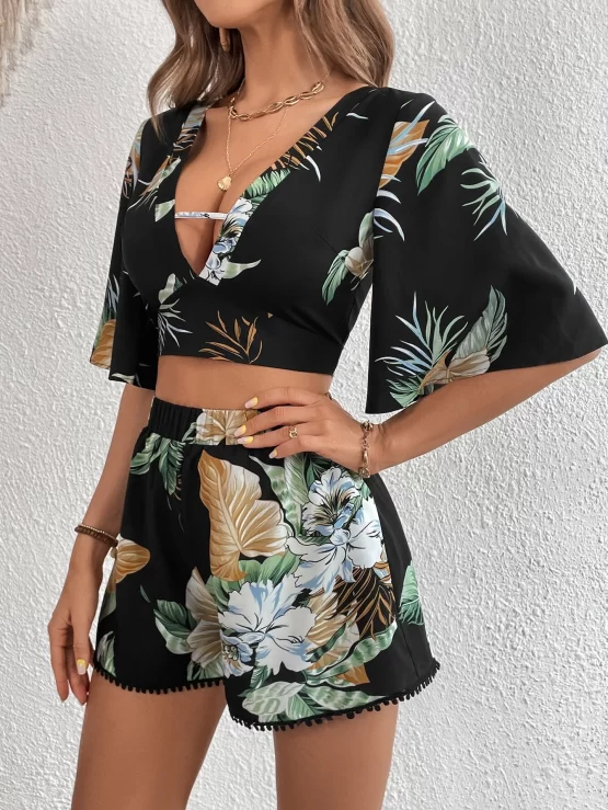 Tropical Print Cut Out Crop Top & Shorts - Image 3