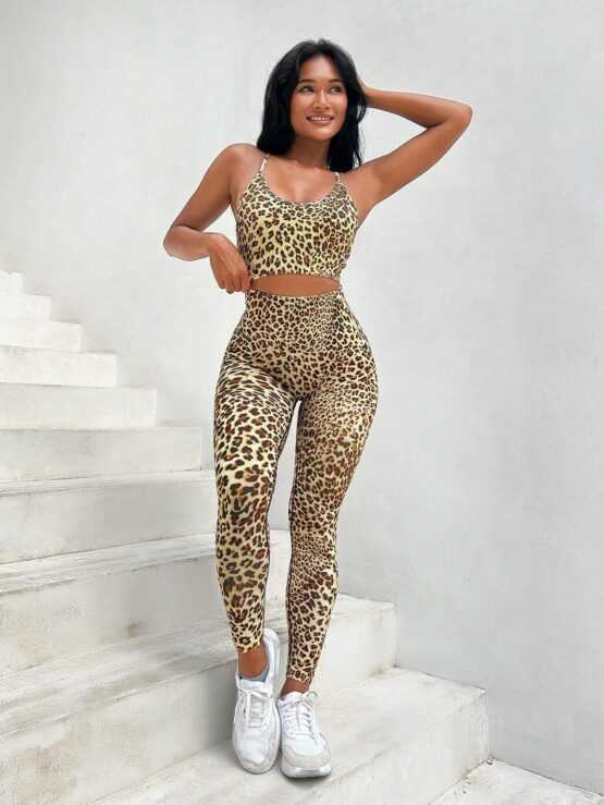 Criss Cross Seamless Leopard Print Sports Set