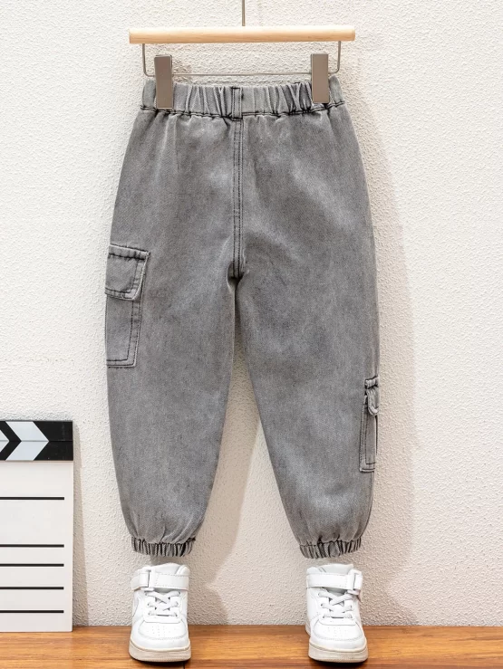 Toddler Boys Flap Tapered Cargo Pocket Jeans - Image 3