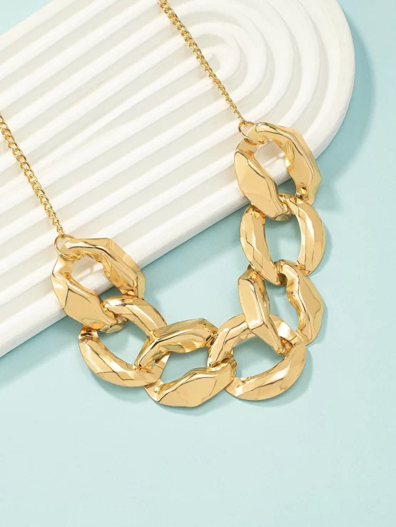 Fashionable Yellow Gold Minimalist Chain Necklace - Image 2