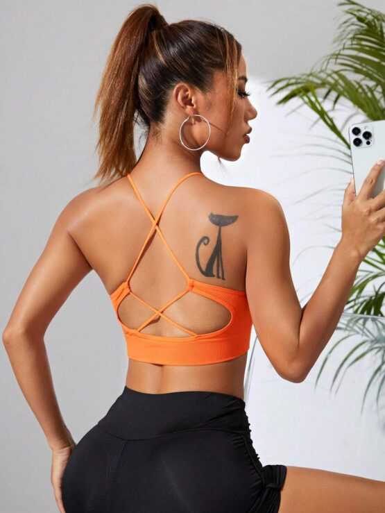 Criss Cross Crossed Seamless Back Sports Bra - Image 2