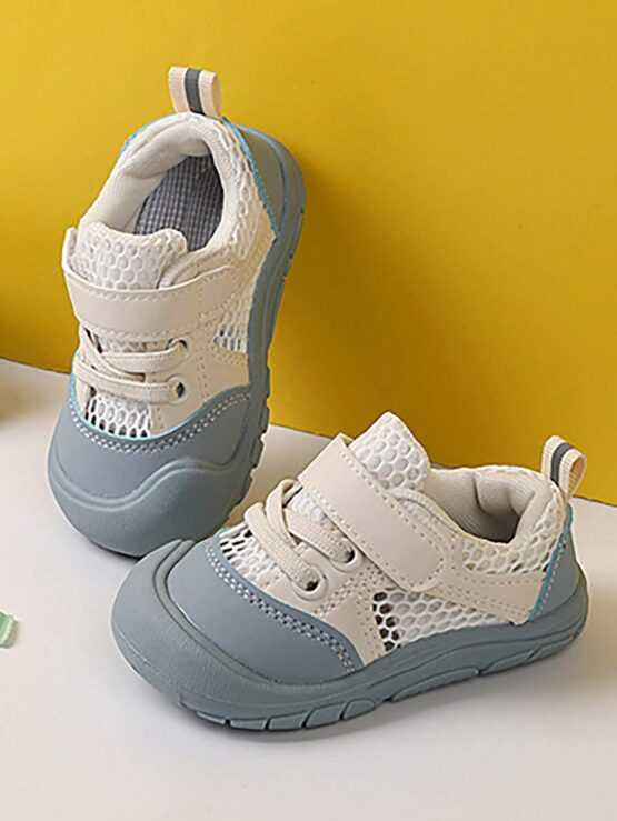 Baby Breathable Hook-and-loop Fastener Strap Sneakers - Image 2