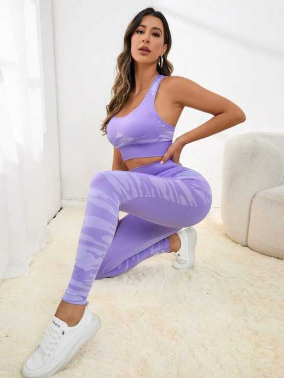 Graphic Seamless Neck Print Sports Set