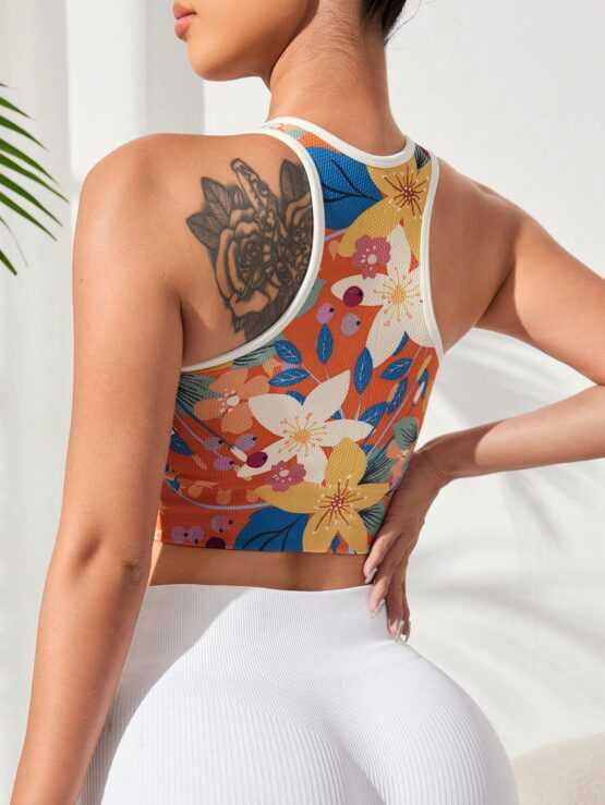 Women Floral Print Vest And Solid Color Shorts Slim Fit Sports Set - Image 2