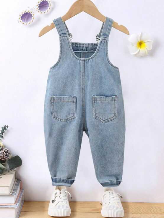 Baby Girl's Elegant Sweet And Fashionable Strawberry Printed Denim Overalls - Image 3